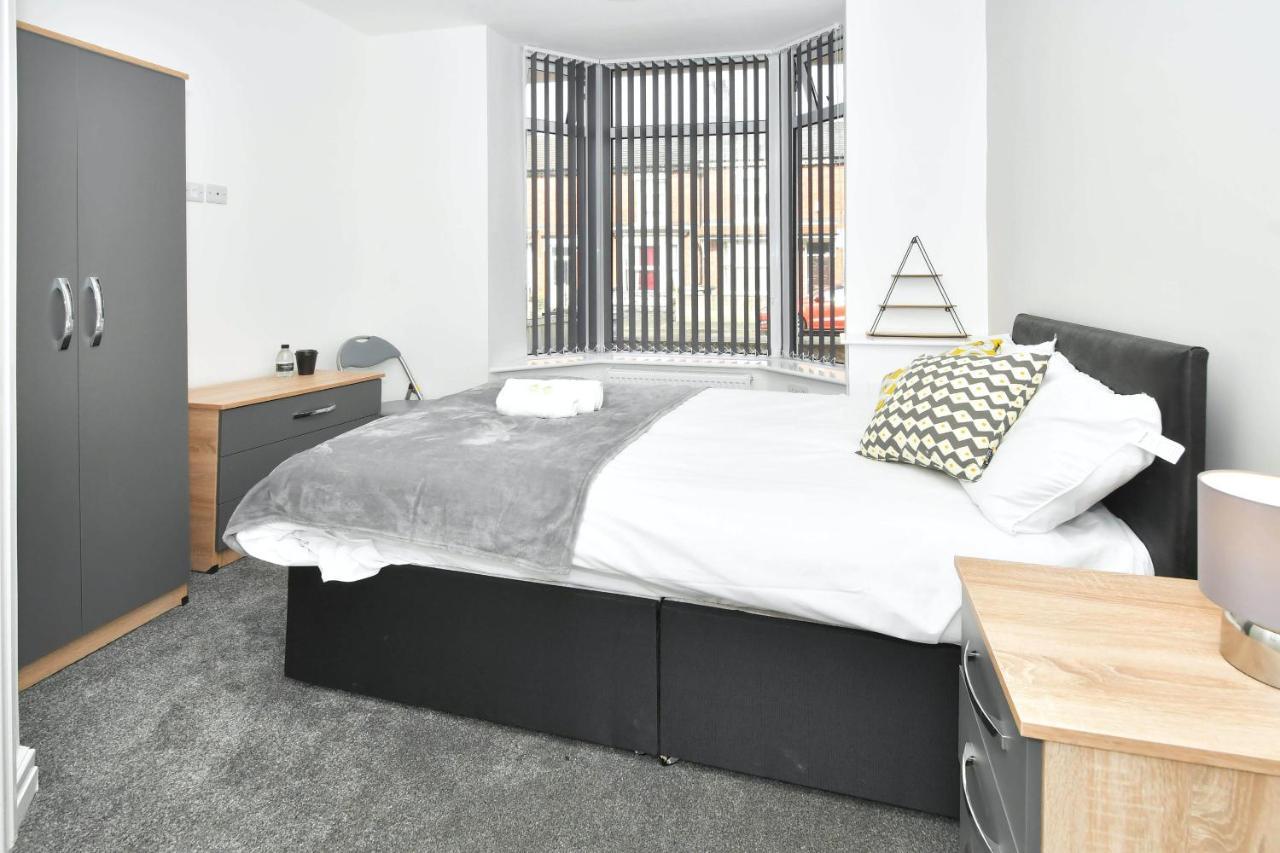 Townhouse @ Chiltern Place Newcastle Under Lyme Silverdale  Kültér fotó